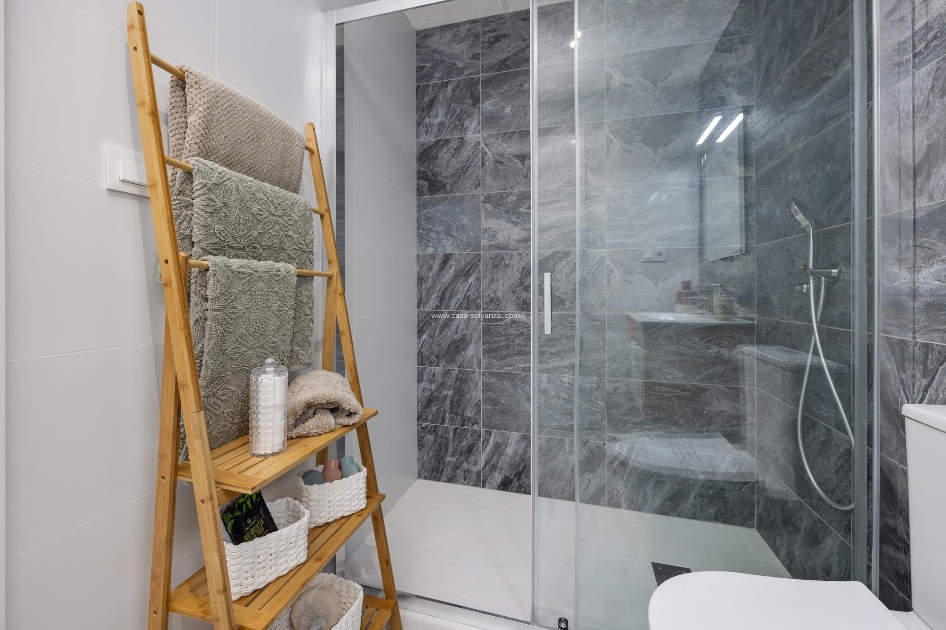 Neue Gebäude - Wohnung - San Miguel de Salinas - Pueblo