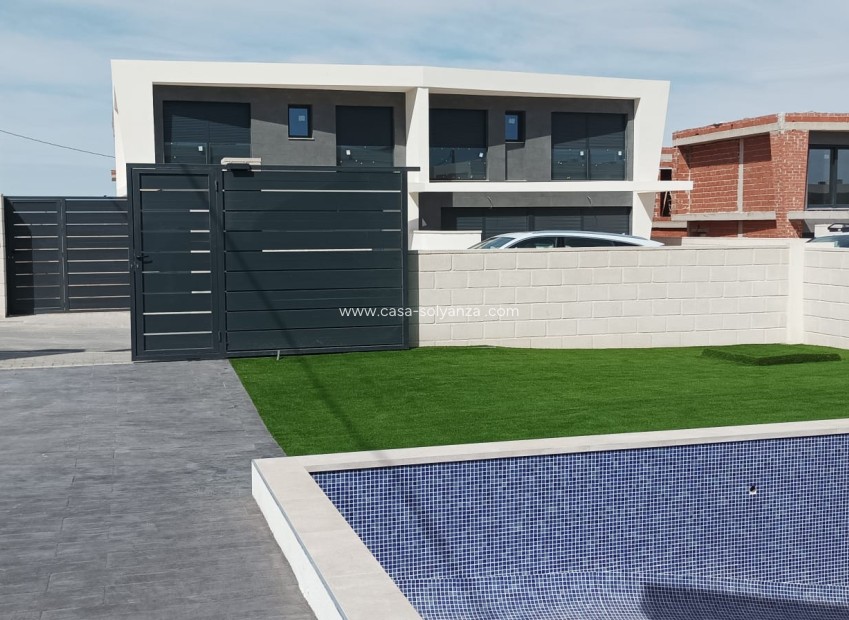 Nouvelle construction - Maison de ville - Gran alacant