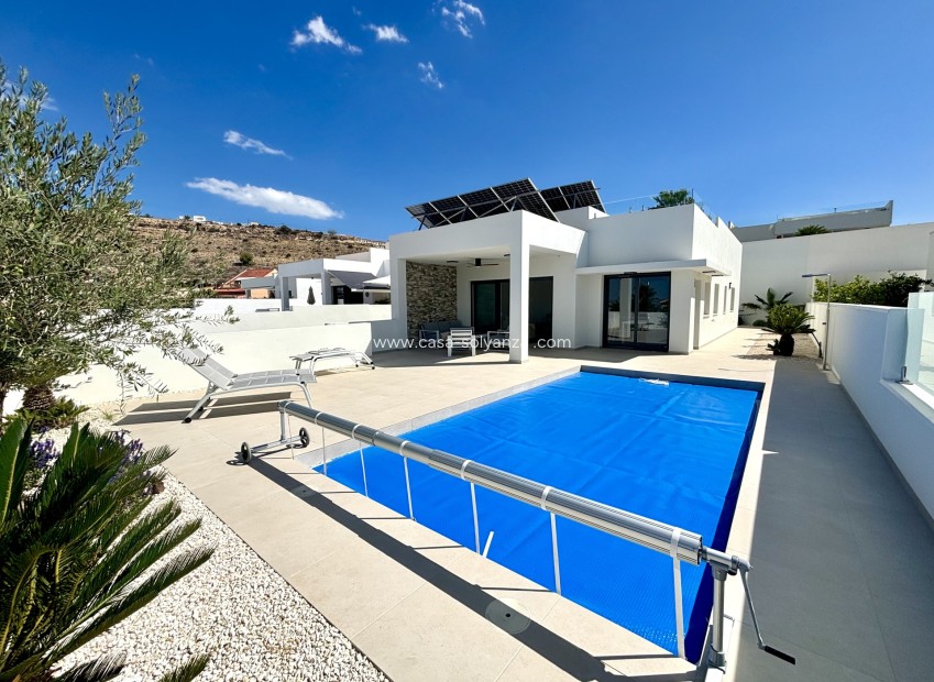 Nouvelle construction - Villa - Benijofar