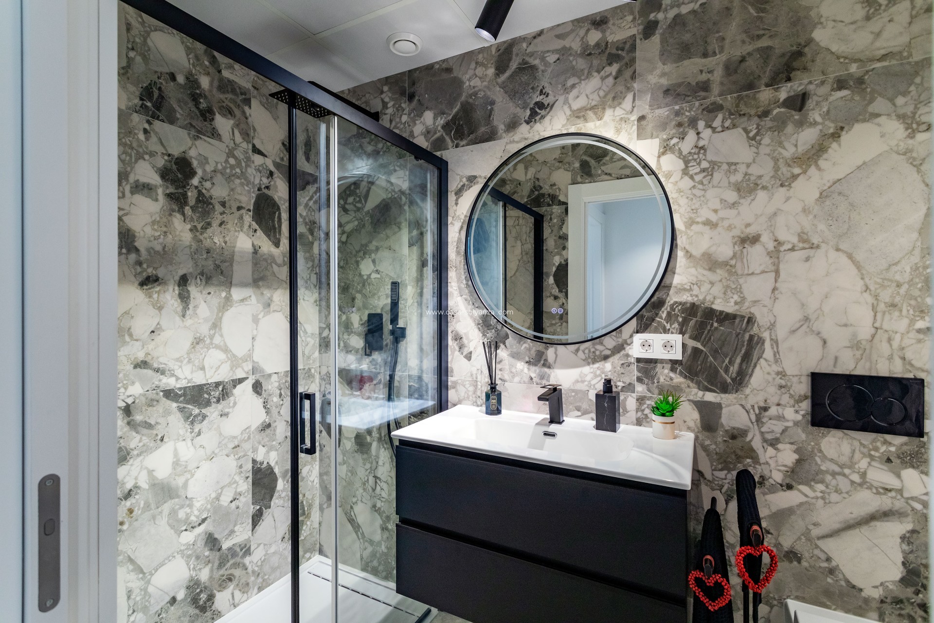 Obra nueva - Apartamento / piso - Finestrat