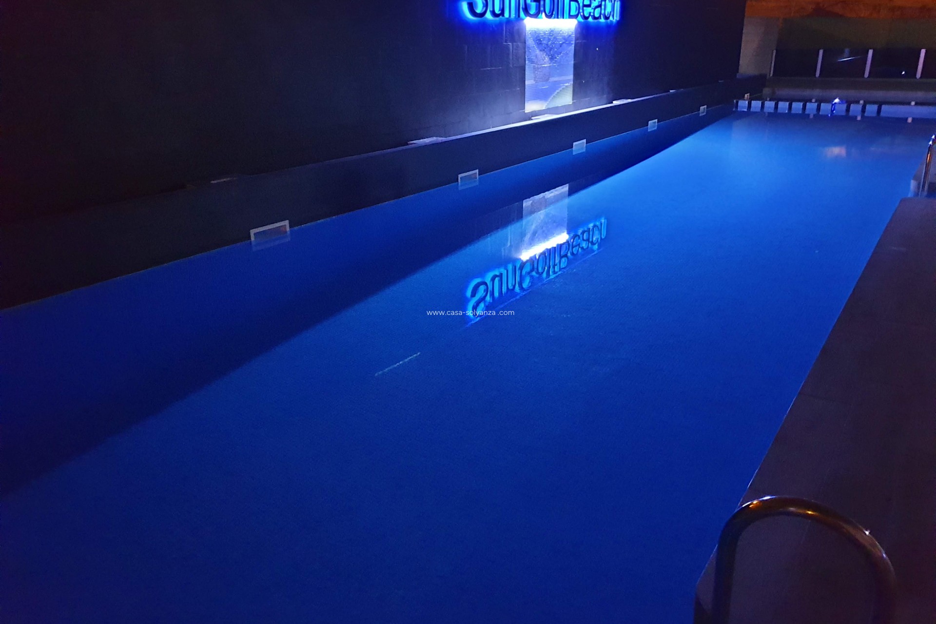 Obra nueva - Apartamento / piso - Res. Las Filipinas