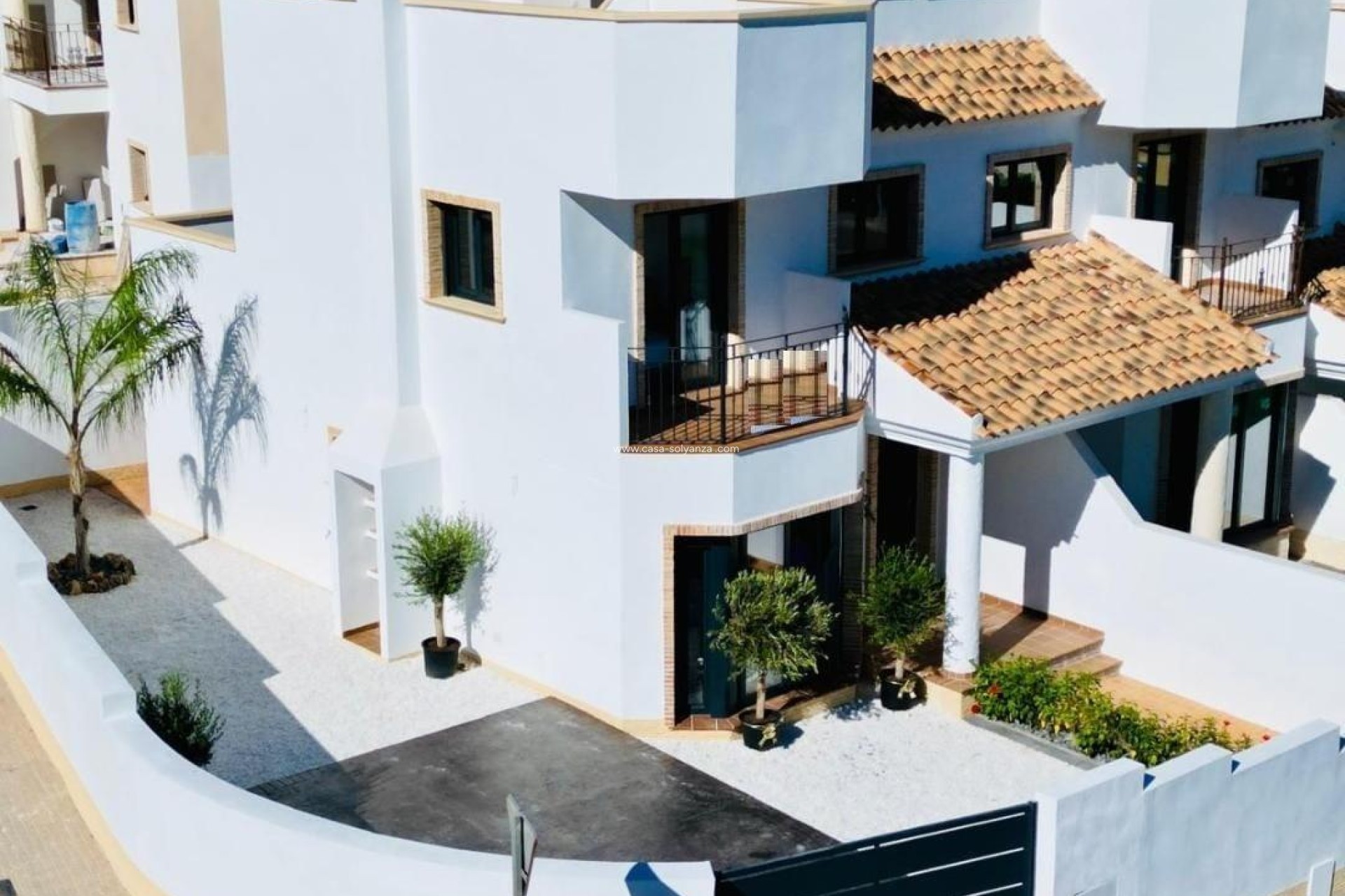 Obra nueva - Bungalow - Cox - San Fernando