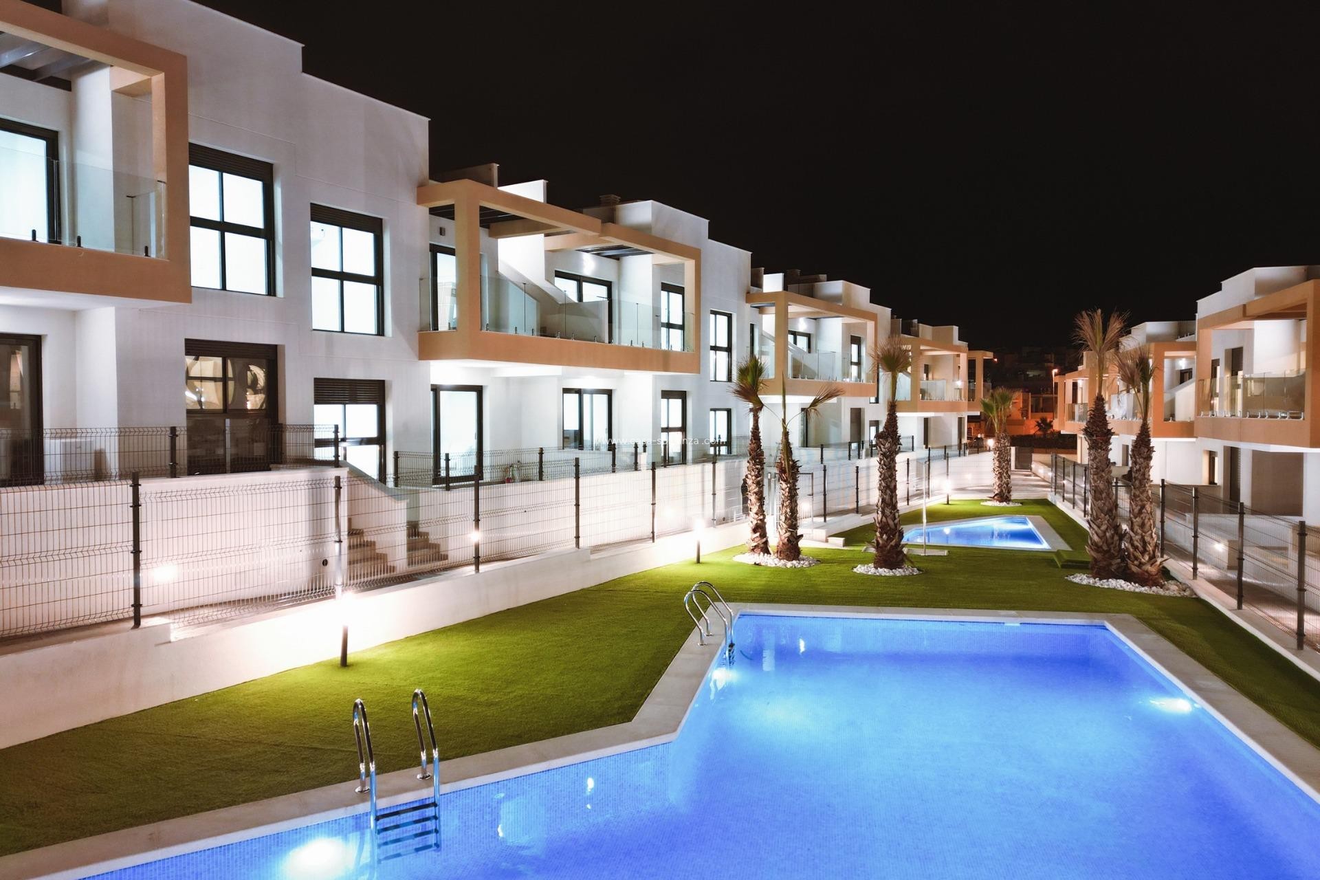 Obra nueva - Bungalow - Orihuela Costa