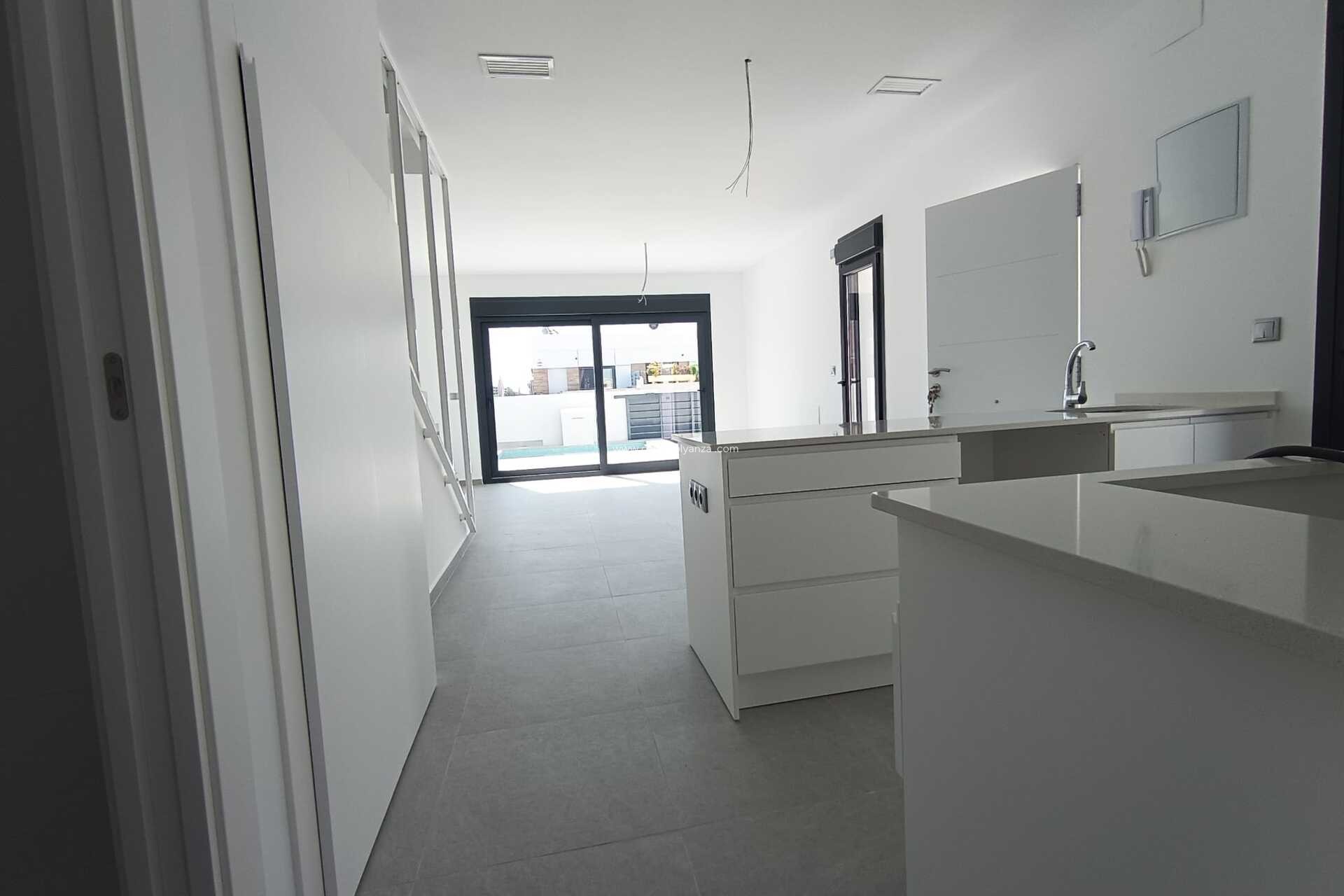 Obra nueva - Villa - Daya Nueva