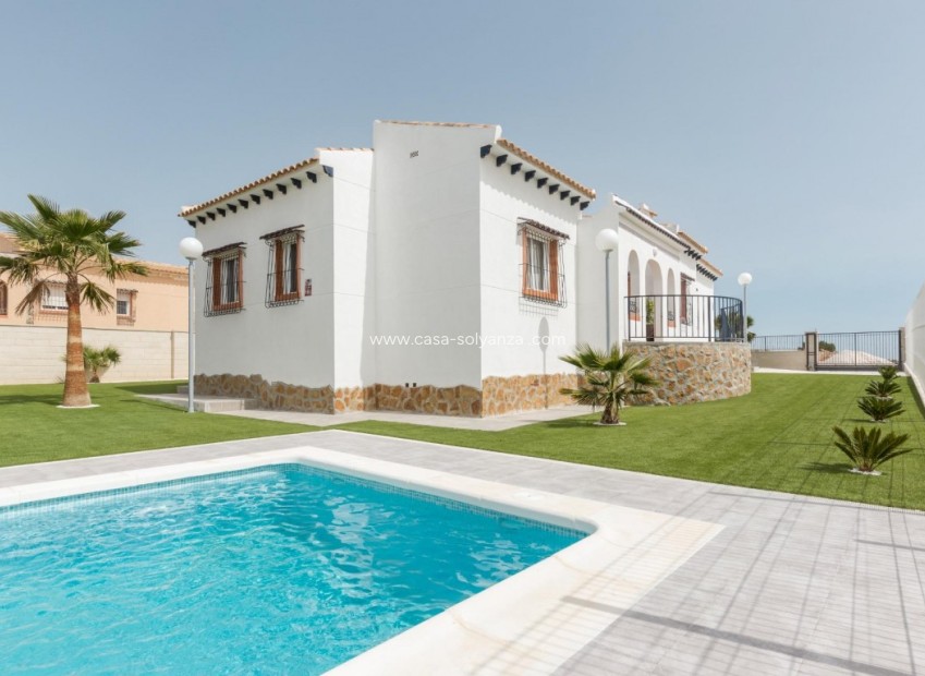 Obra nueva - Villa - Gea Y Truyols