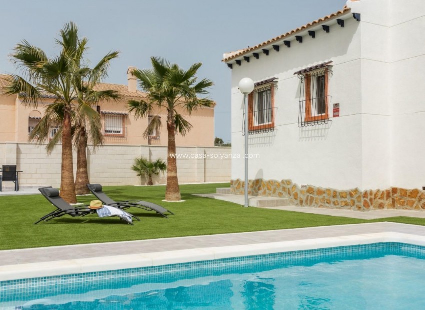 Obra nueva - Villa - Gea Y Truyols