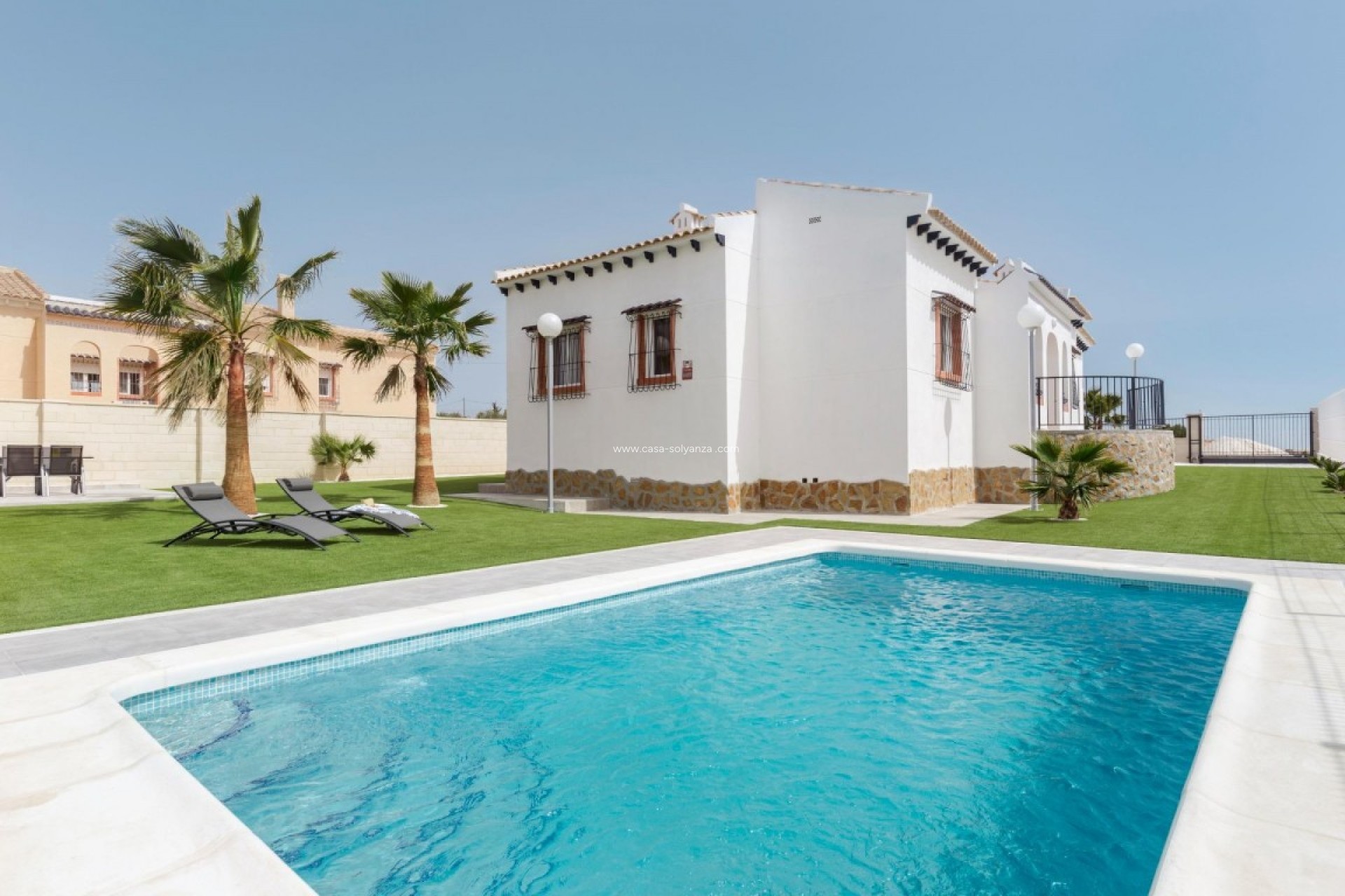 Obra nueva - Villa - Gea Y Truyols