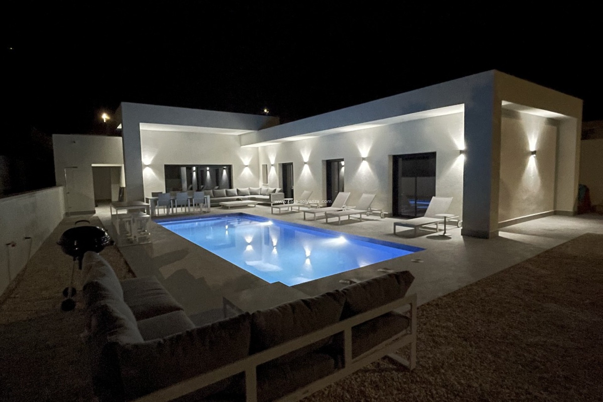 Obra nueva - Villa - La Romana