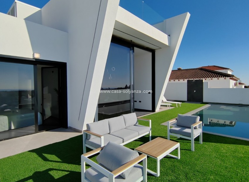 Obra nueva - Villa - Torrevieja - Los Balcones