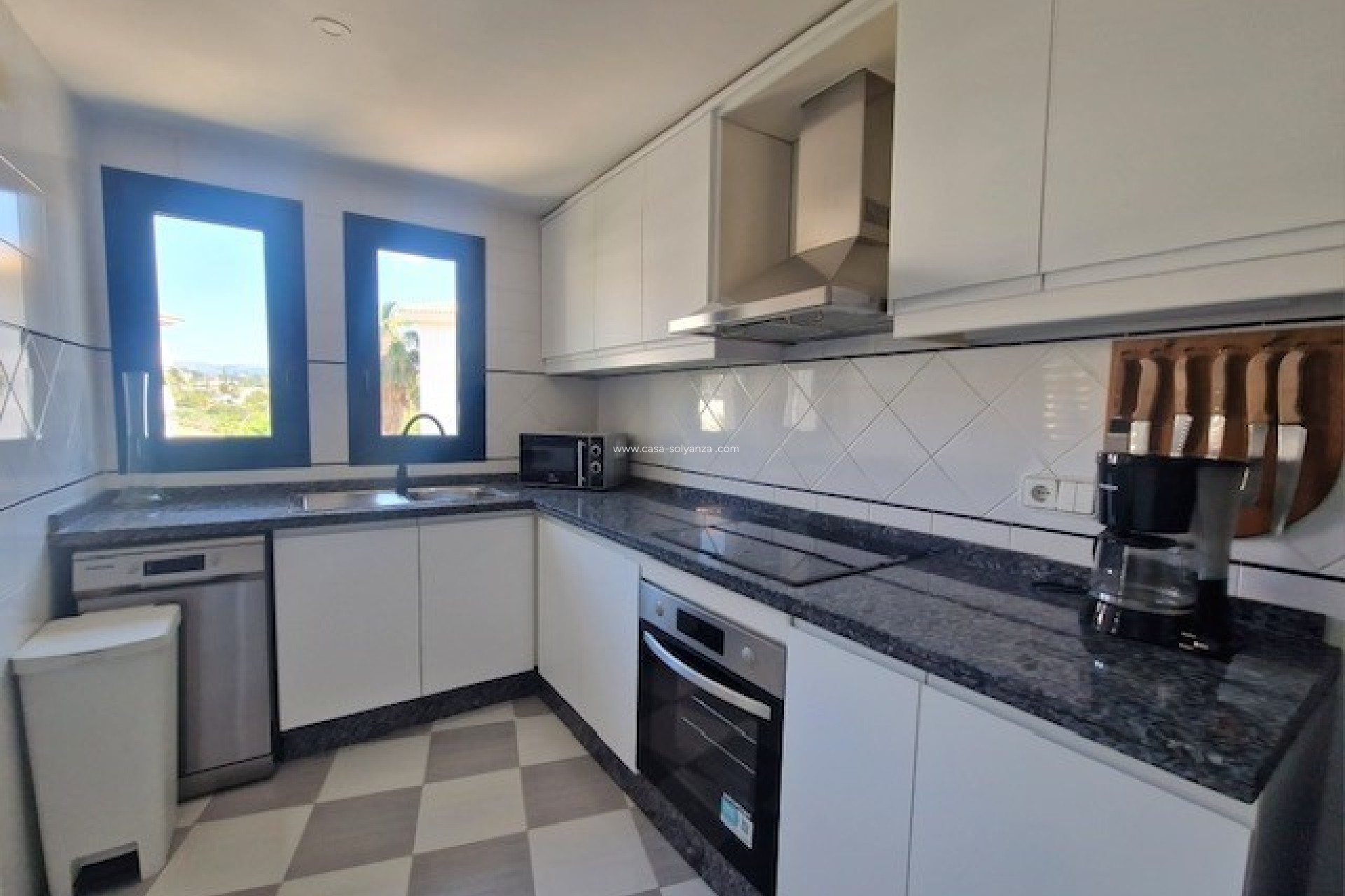 Resale - Apartment / flat - Albir - Costa Blanca