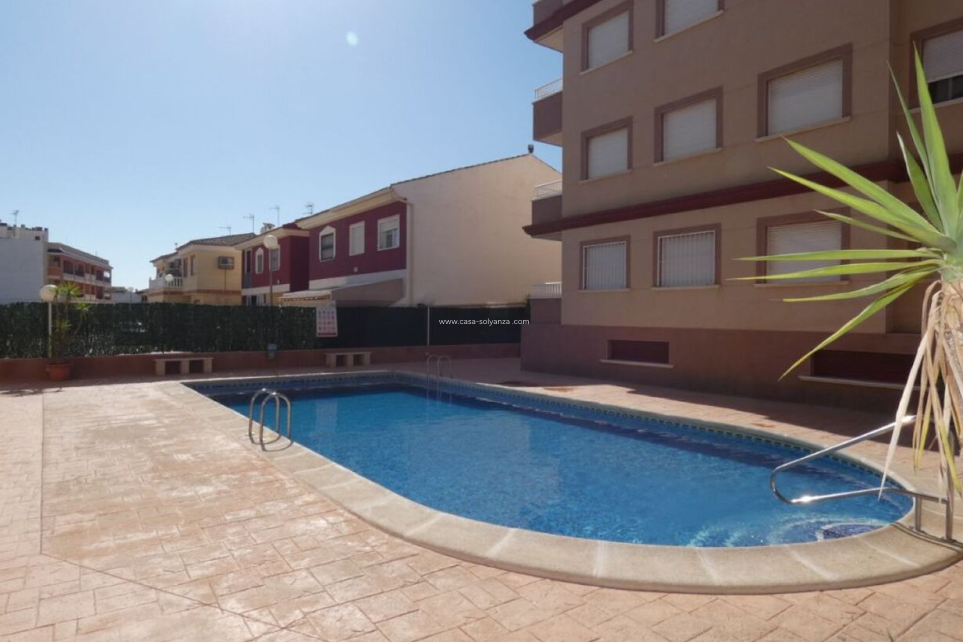 Resale - Apartment / flat - Algorfa