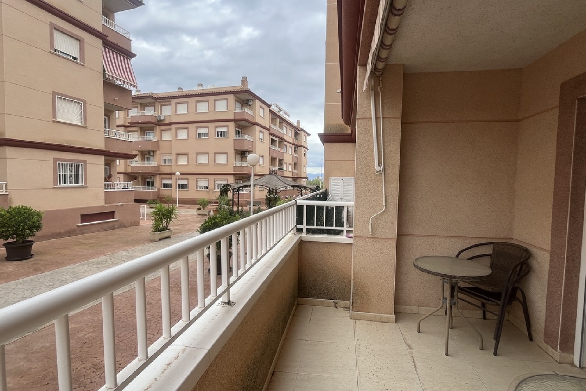Resale - Apartment / flat - Algorfa