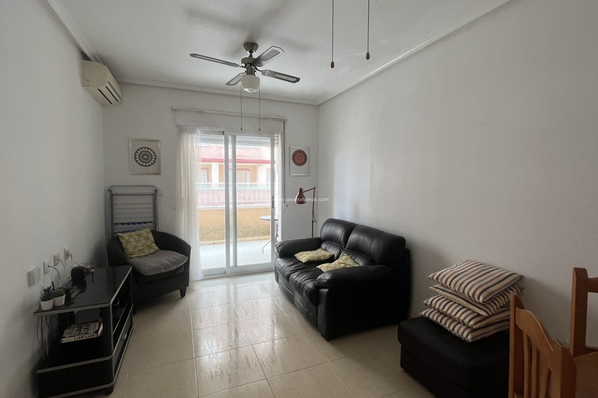 Resale - Apartment / flat - Algorfa