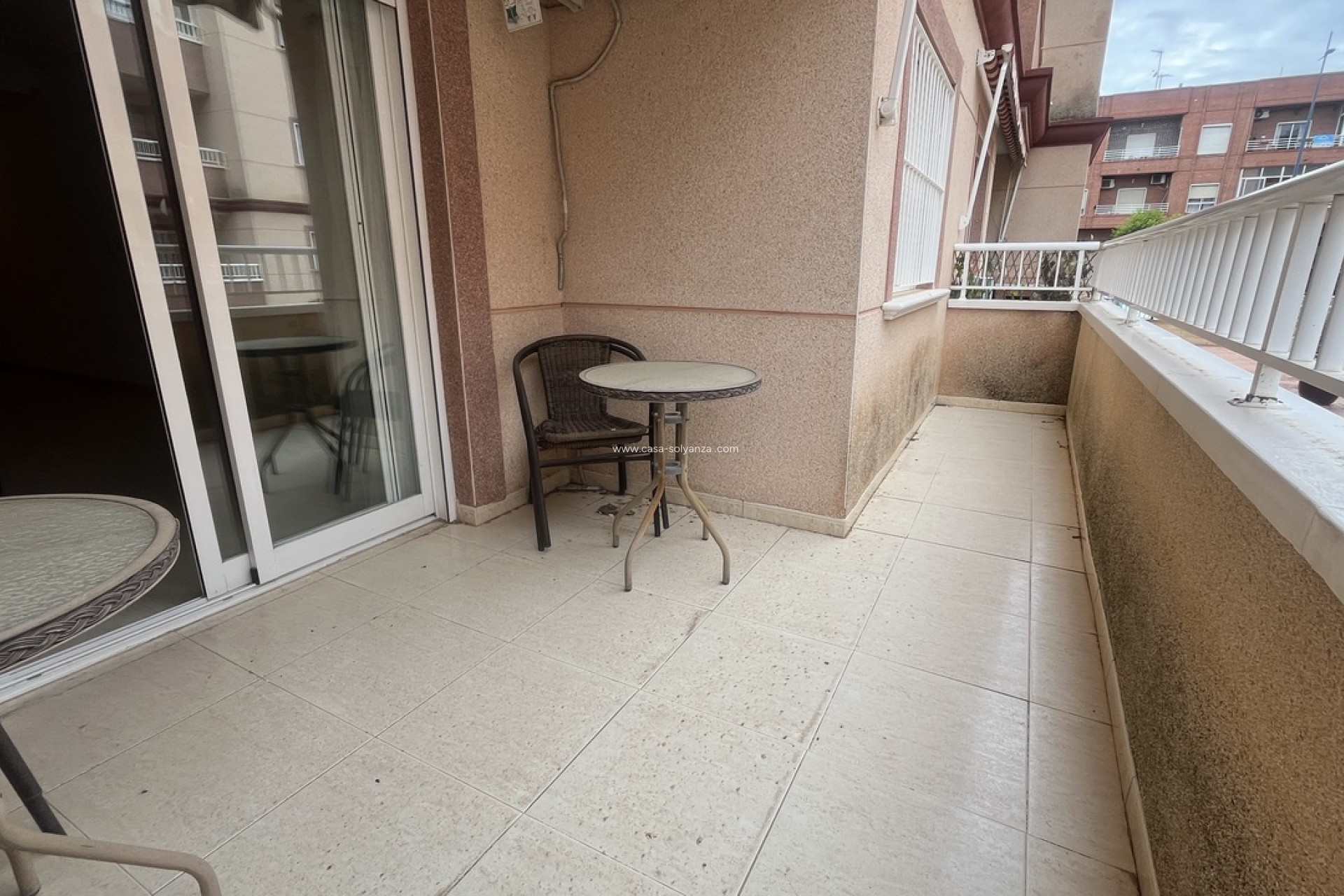 Resale - Apartment / flat - Algorfa