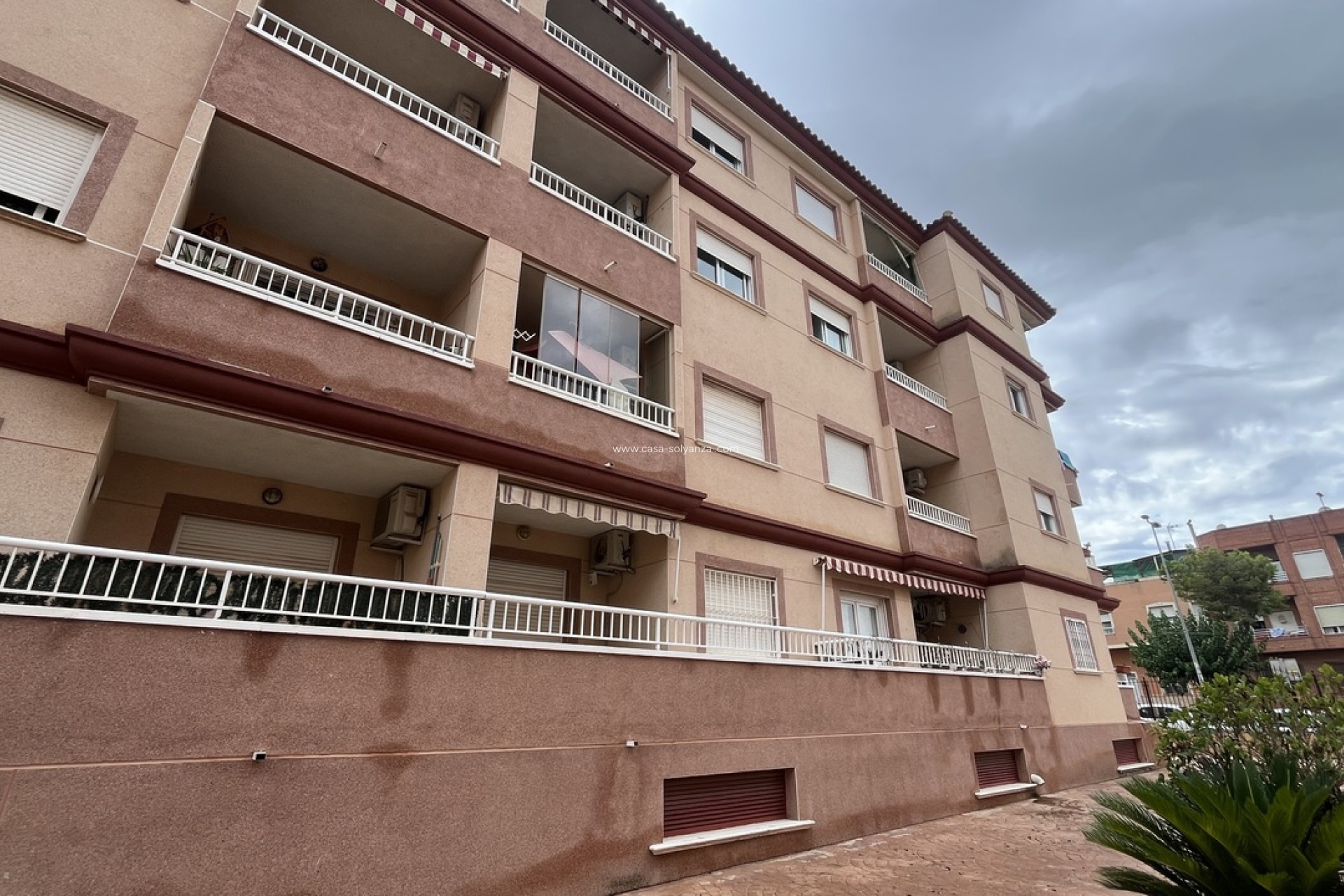 Resale - Apartment / flat - Algorfa