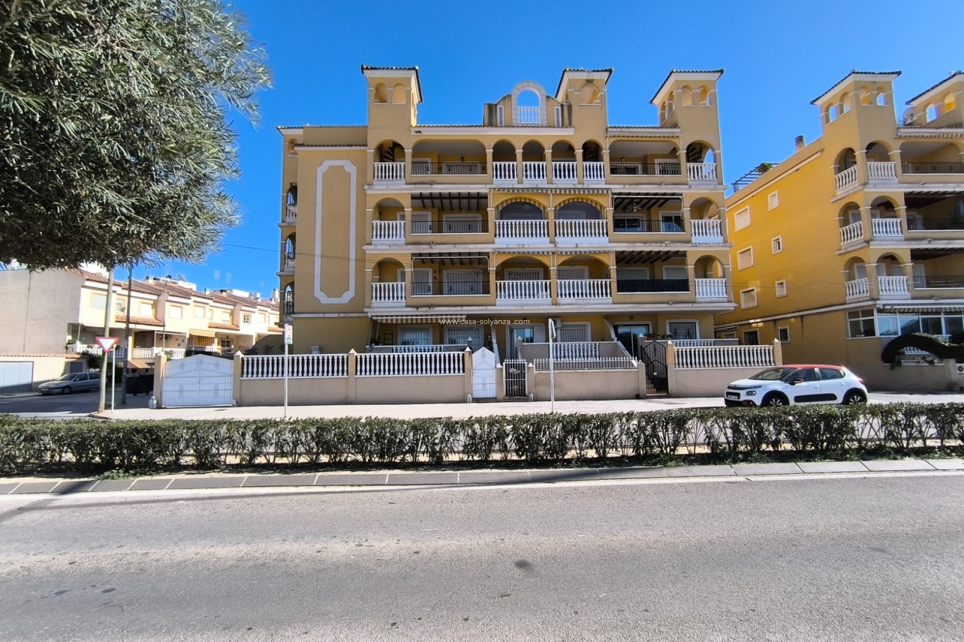 Resale - Apartment / flat - Algorfa