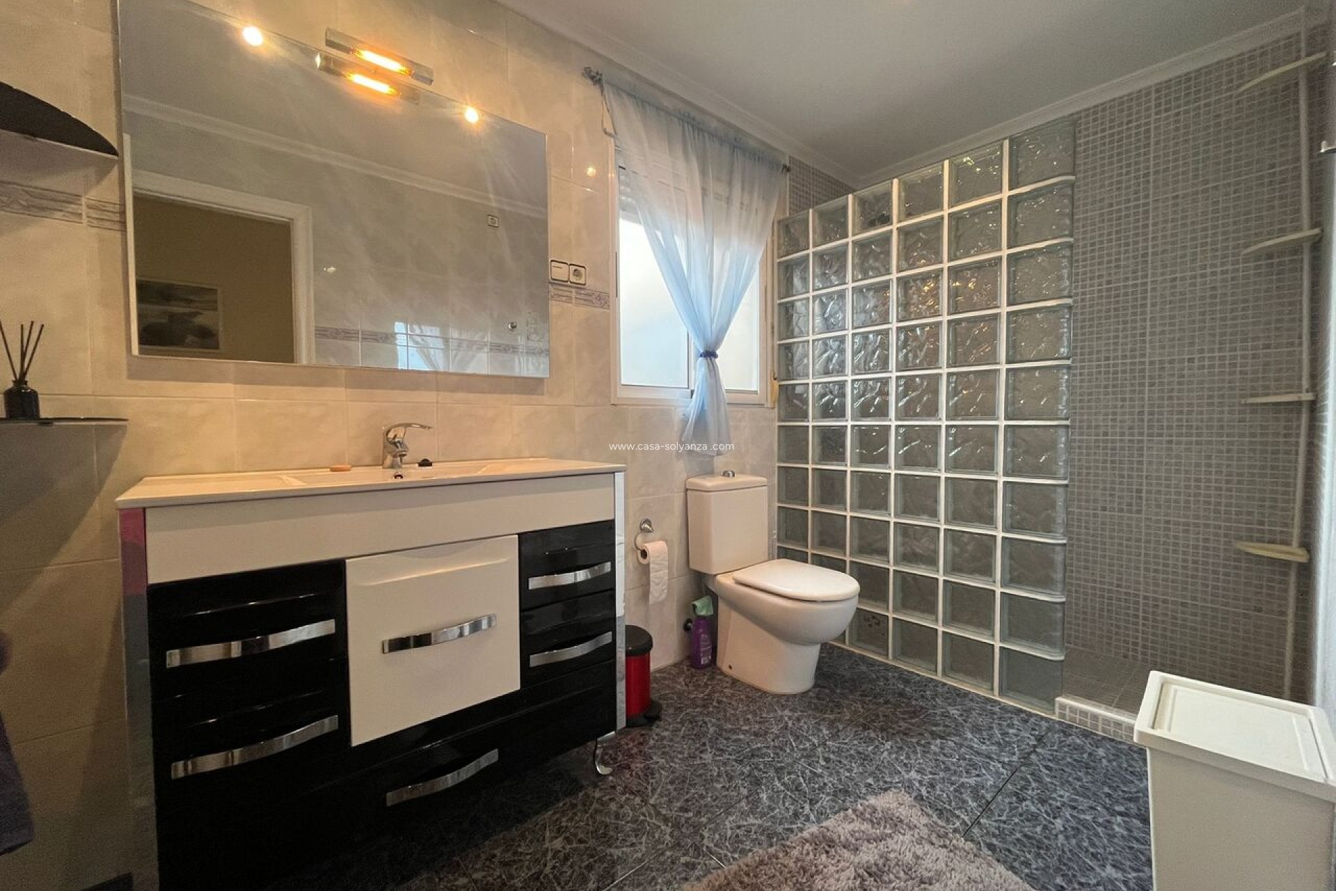 Resale - Apartment / flat - Algorfa