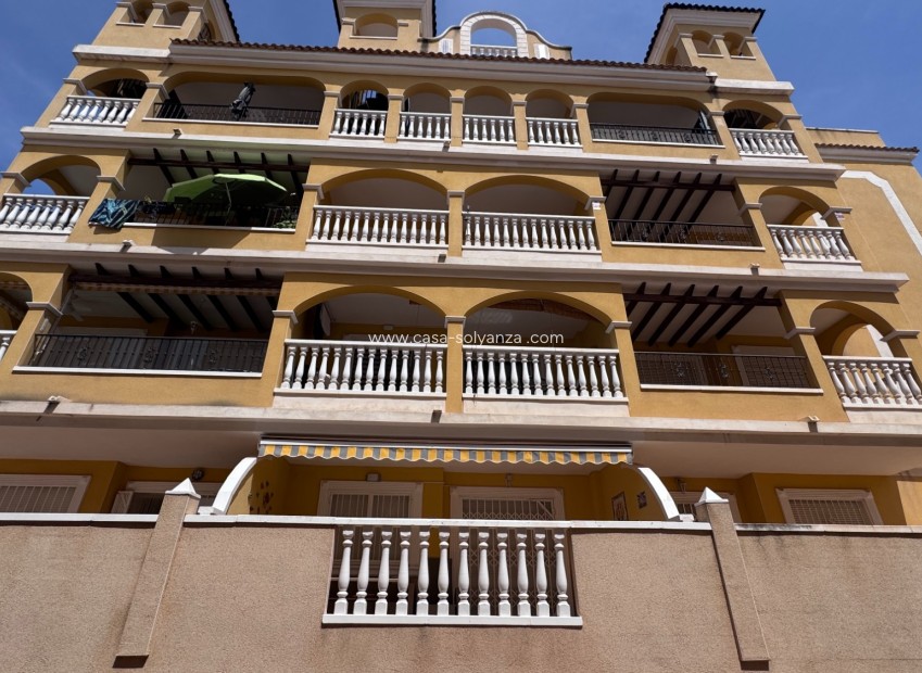 Resale - Apartment / flat - Algorfa