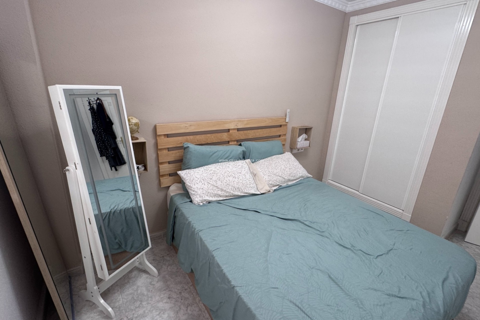 Resale - Apartment / flat - Algorfa