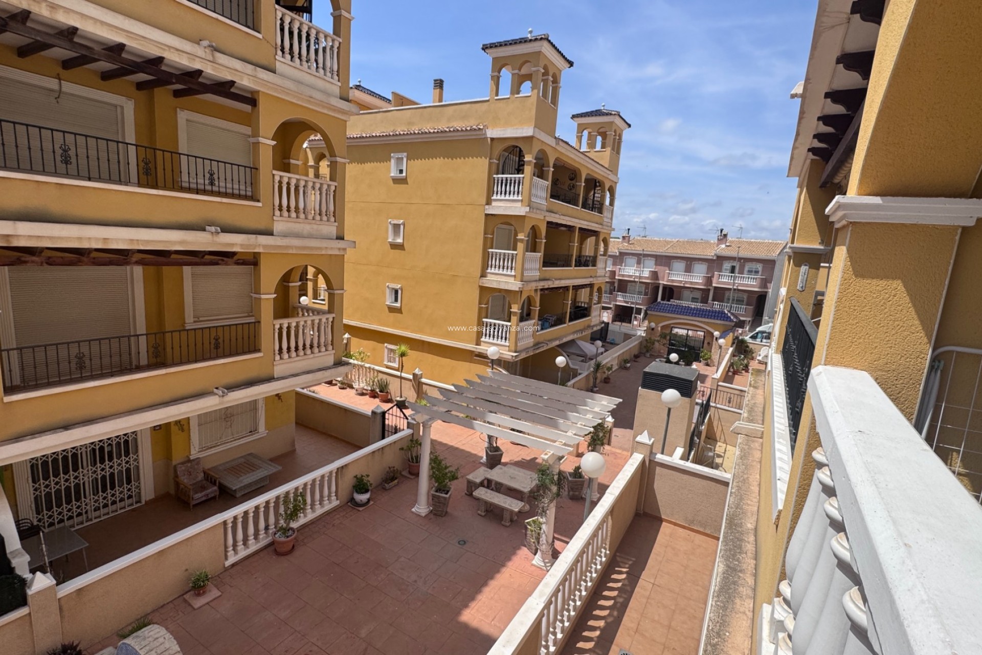 Resale - Apartment / flat - Algorfa