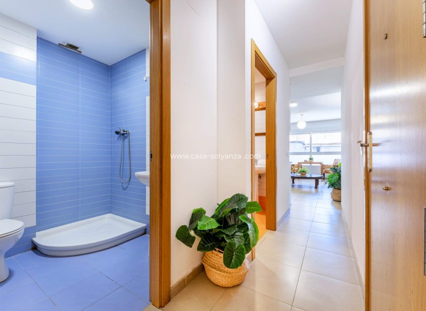 Resale - Apartment / flat - Alicante - Carolinas Bajas