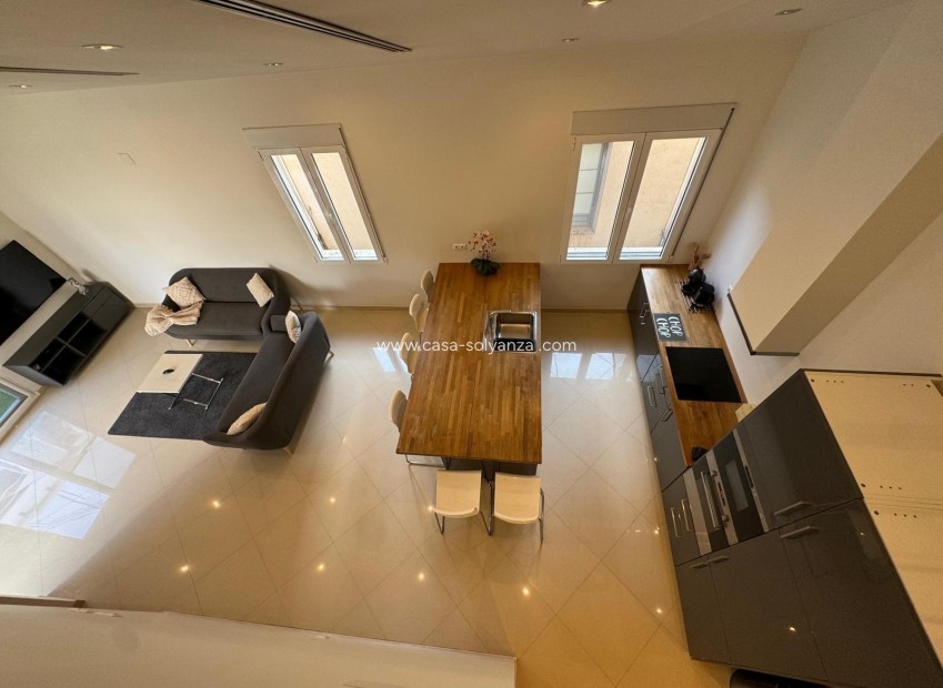 Resale - Apartment / flat - Alicante - Center