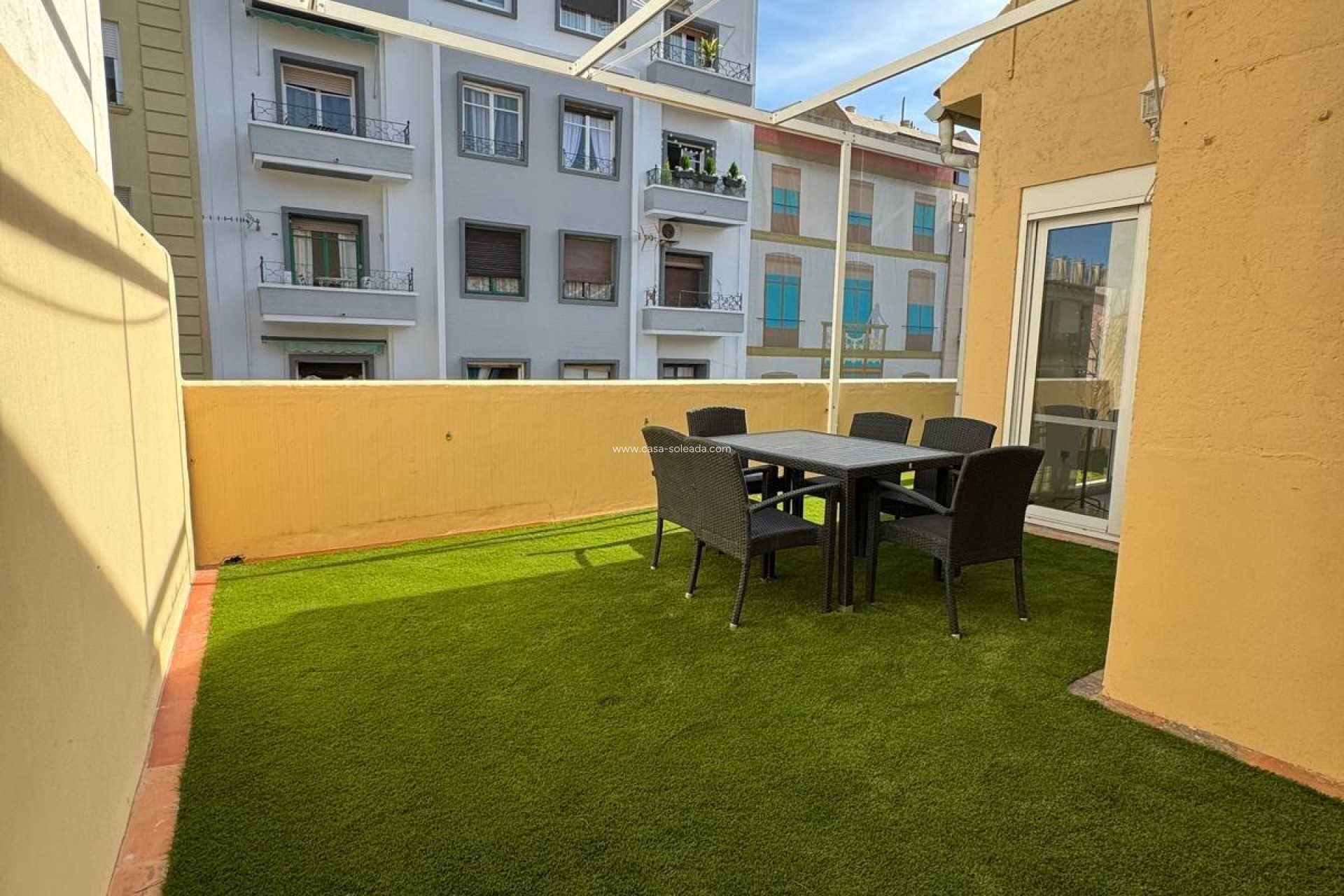 Resale - Apartment / flat - Alicante - Center