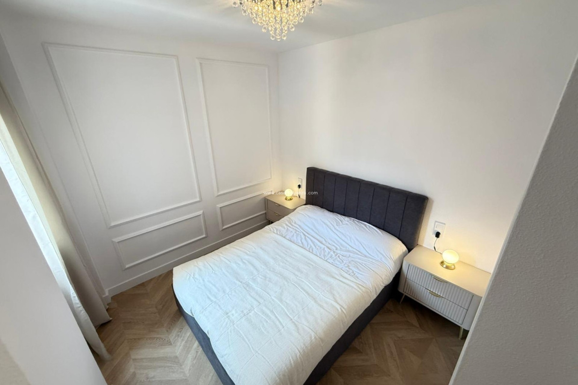 Resale - Apartment / flat - Alicante City - Parque de las Naciones