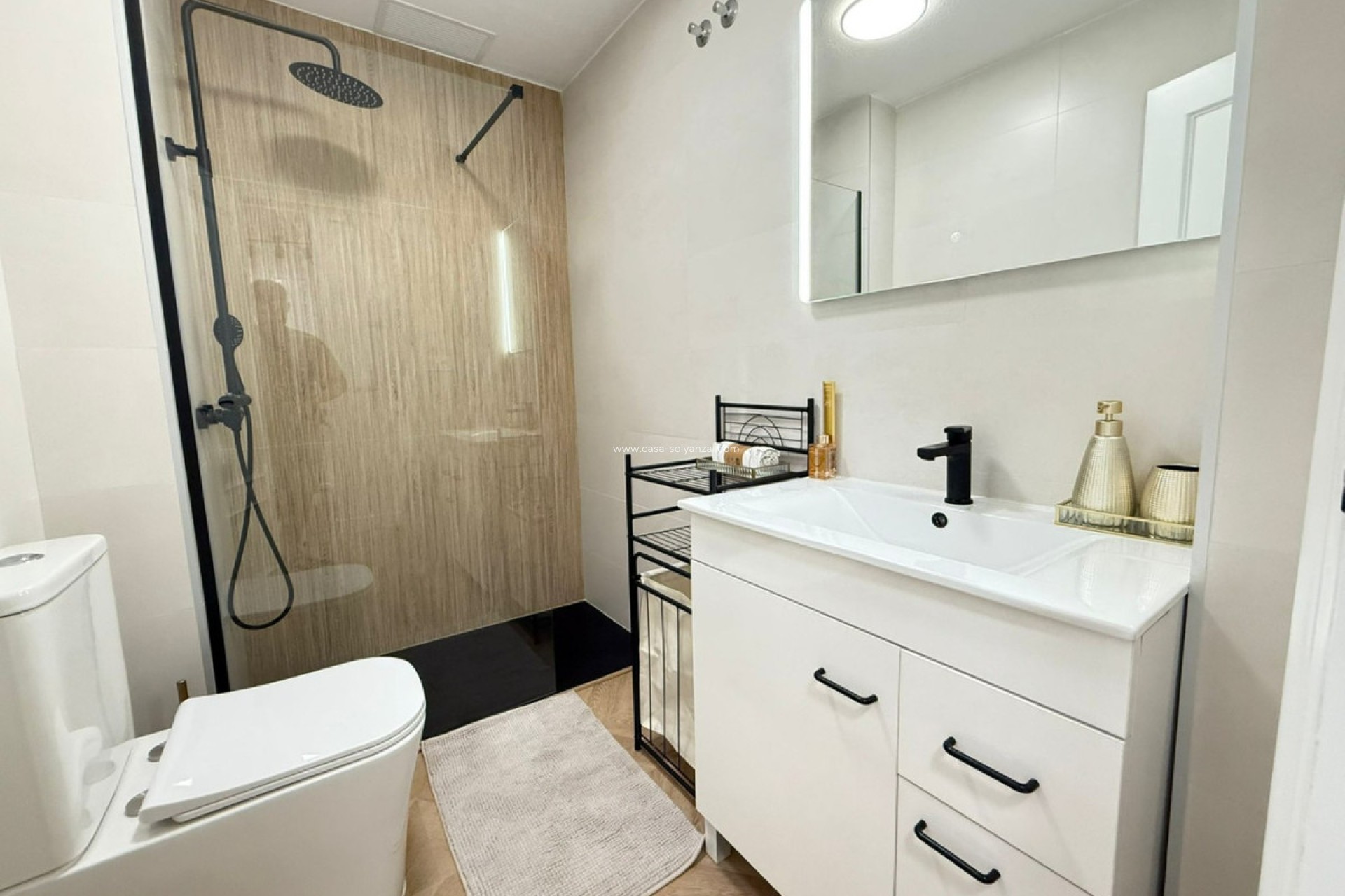Resale - Apartment / flat - Alicante City - Parque de las Naciones