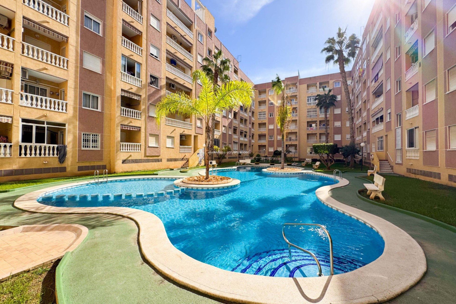 Resale - Apartment / flat - Alicante City - Parque de las Naciones