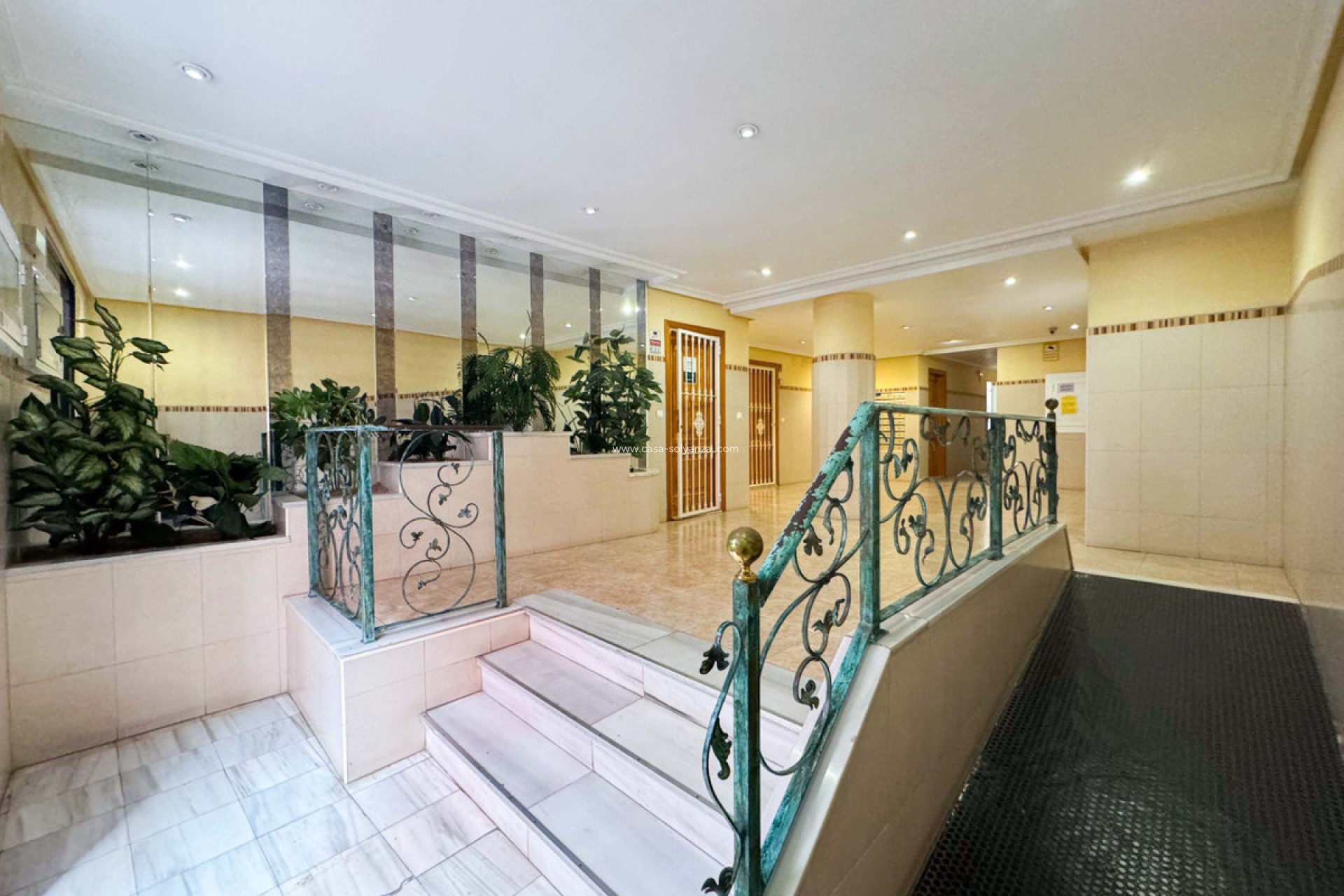 Resale - Apartment / flat - Alicante City - Parque de las Naciones