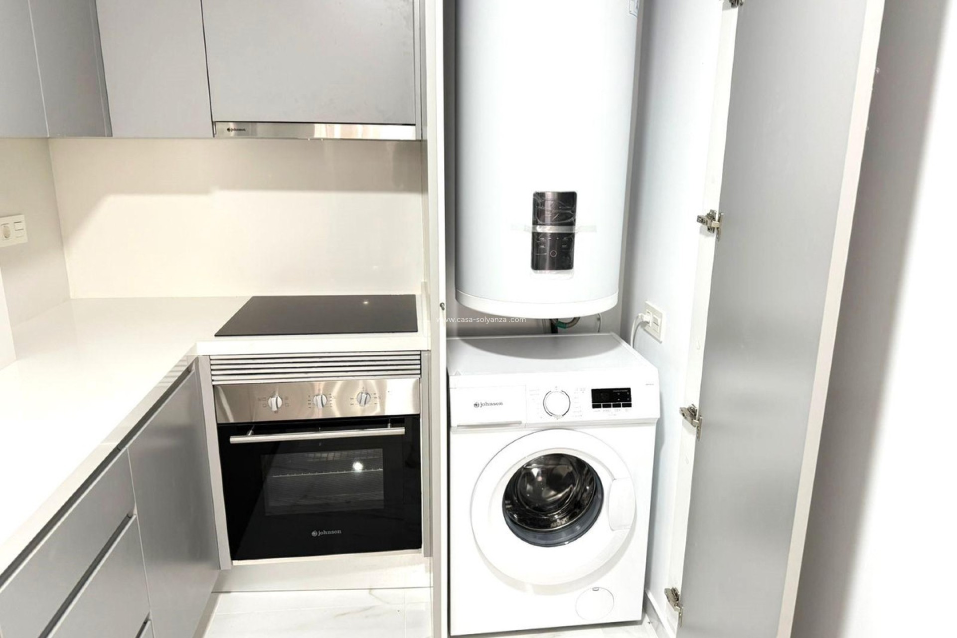 Resale - Apartment / flat - Alicante City - Parque de las Naciones