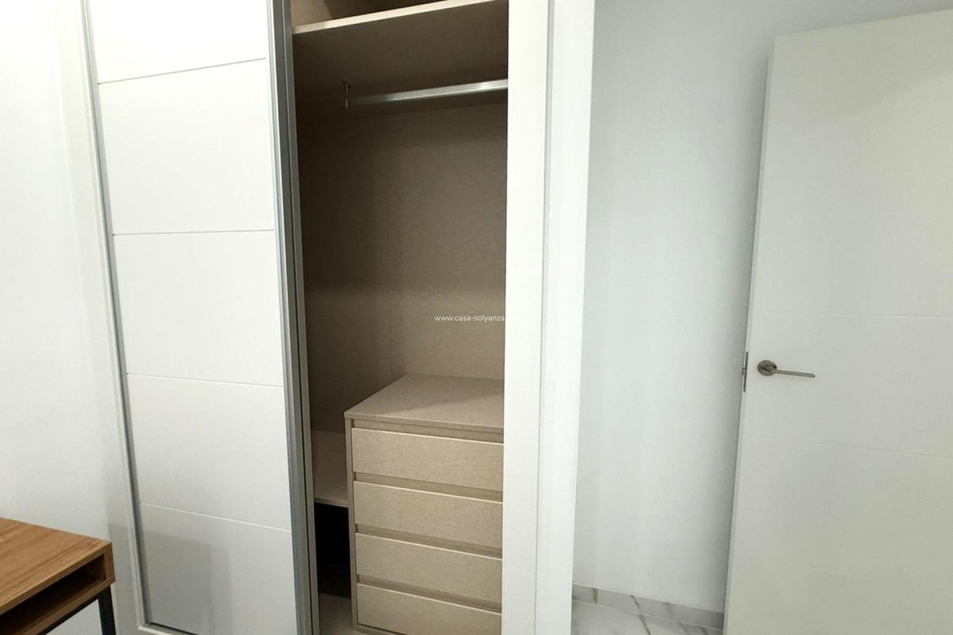 Resale - Apartment / flat - Alicante City - Parque de las Naciones