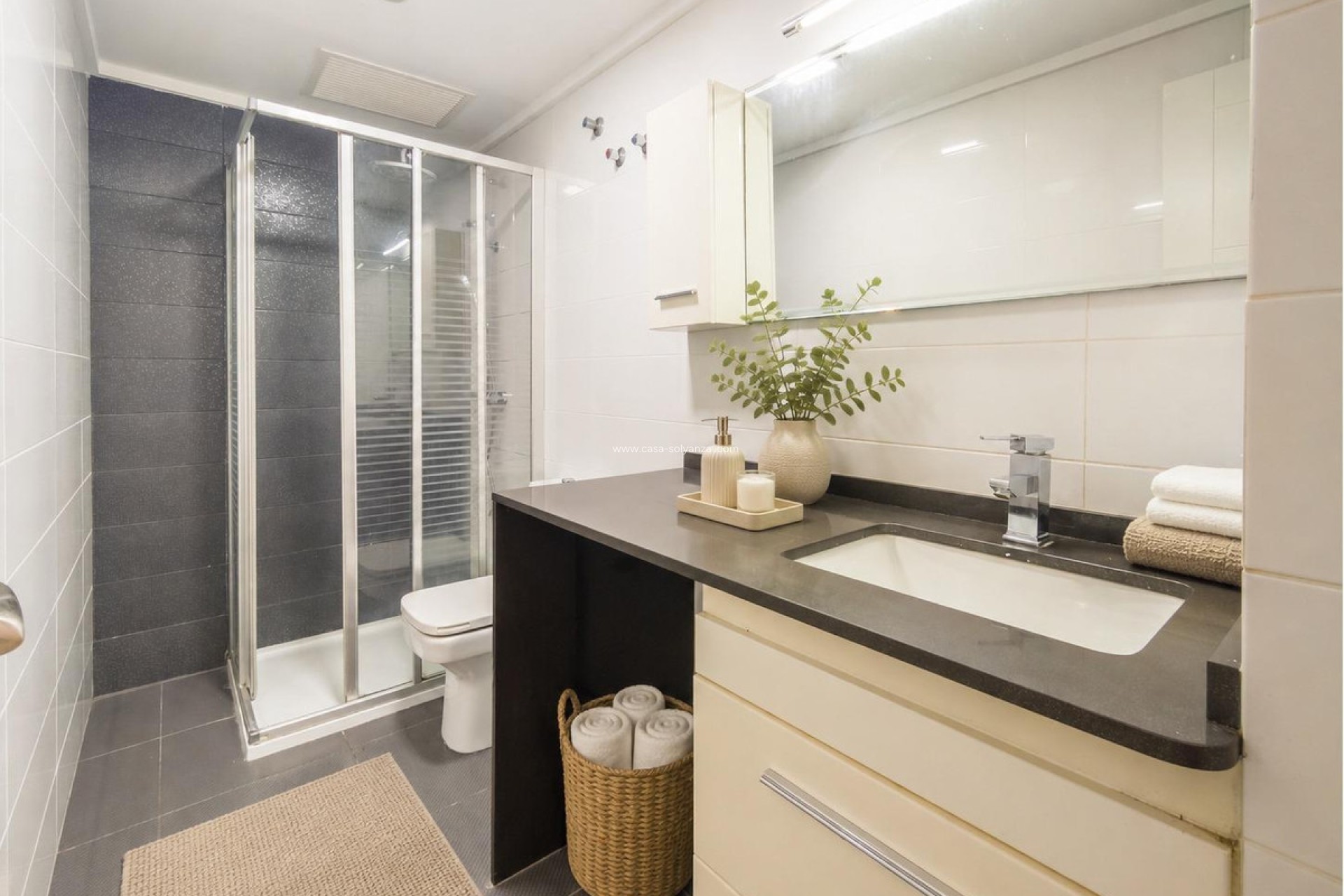 Resale - Apartment / flat - Alicante City - Parque de las Naciones