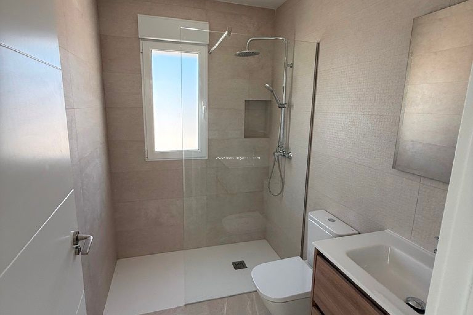 Resale - Apartment / flat - Alicante