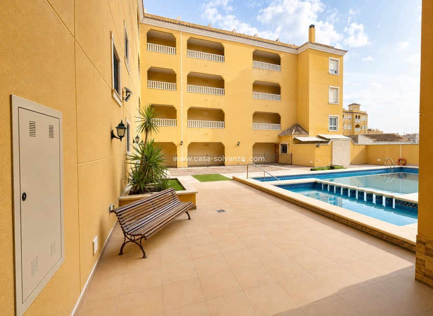 Resale - Apartment / flat - Almoradí - Almoradí Centro