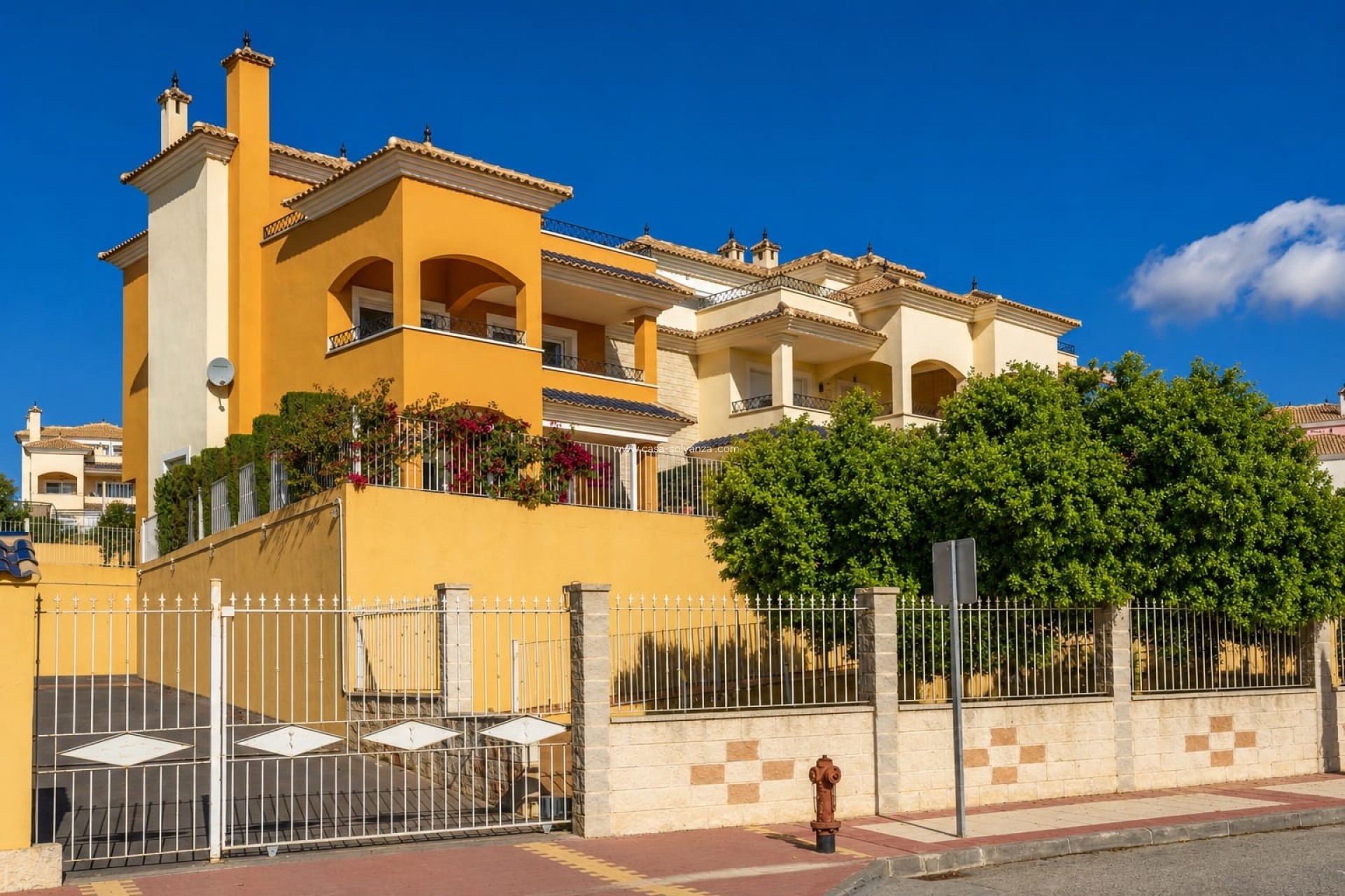 Resale - Apartment / flat - Altaona Golf and Country Club - Inland