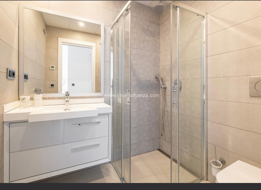 Resale - Apartment / flat - Benidorm - Playa de Poniente