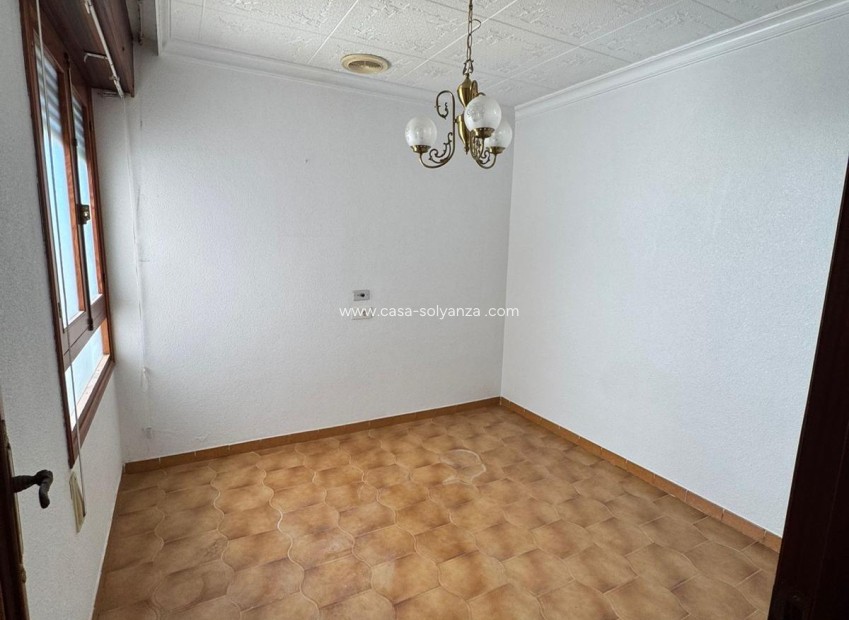 Resale - Apartment / flat - Bigastro - Bigastro - Town