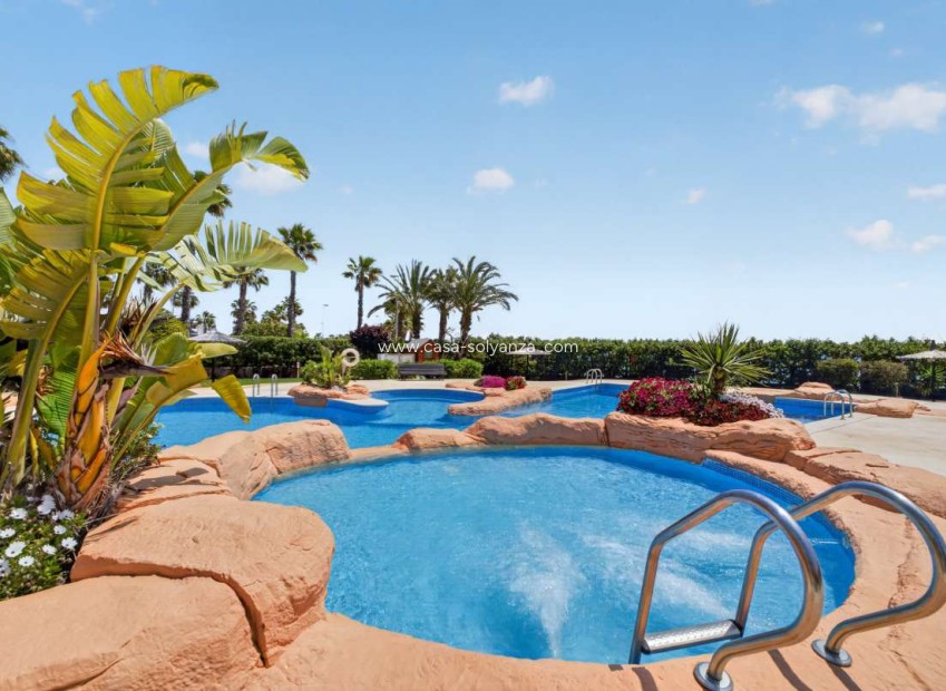 Resale - Apartment / flat - Cabo Roig - Costa Blanca