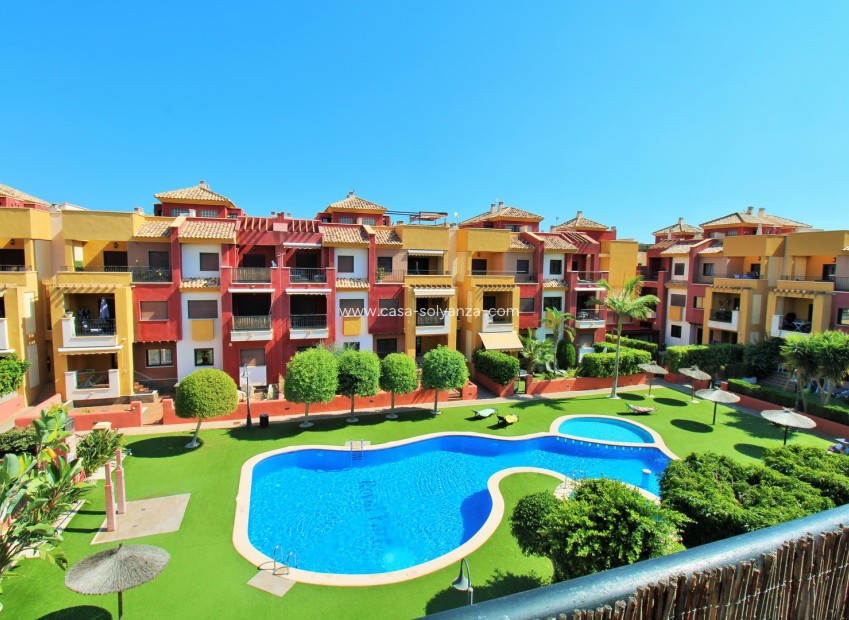 Resale - Apartment / flat - Cabo Roig