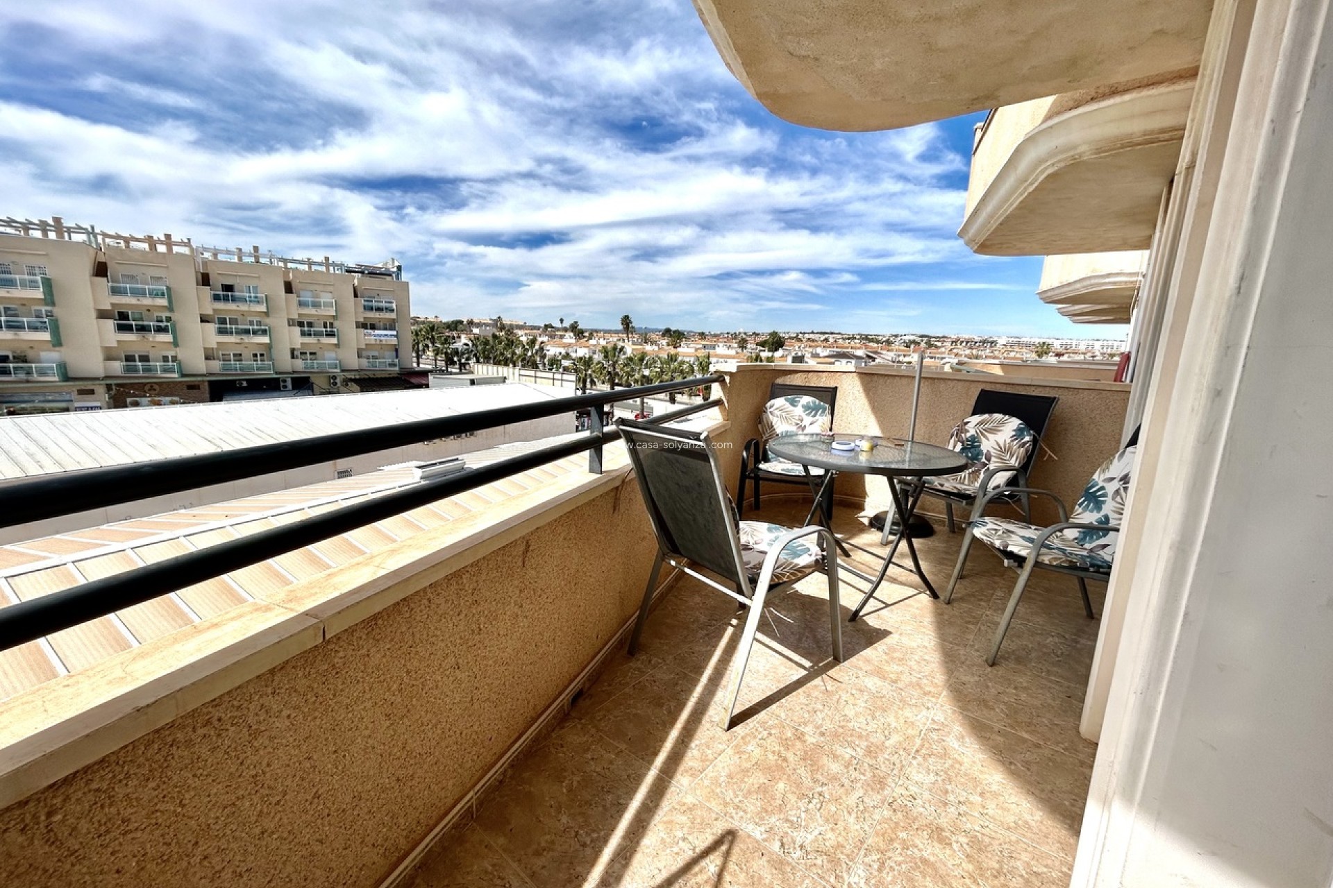 Resale - Apartment / flat - Cabo Roig