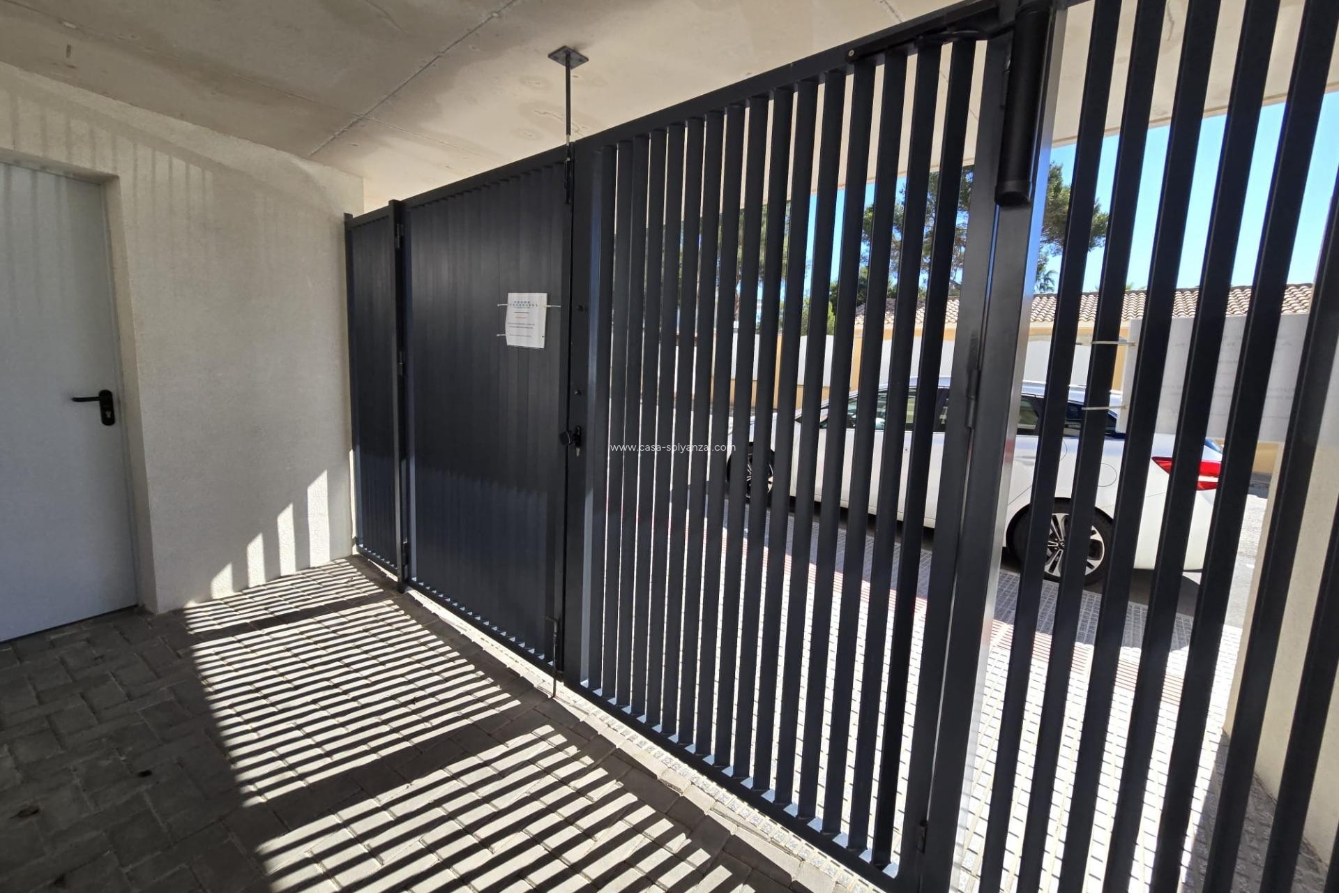 Resale - Apartment / flat - Campoamor - Dehesa de Campoamor