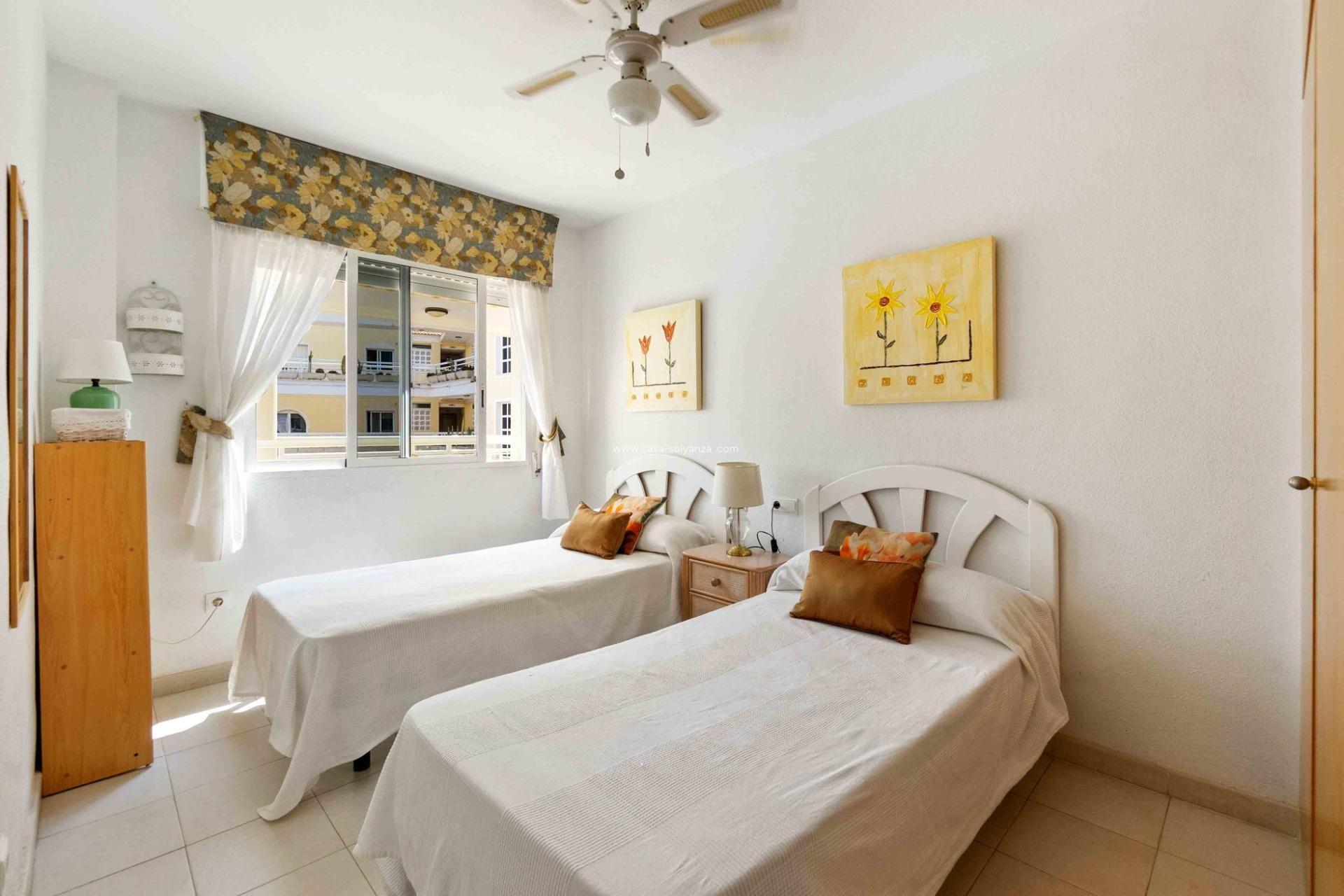 Resale - Apartment / flat - Dehesa de campoamor - Campoamor