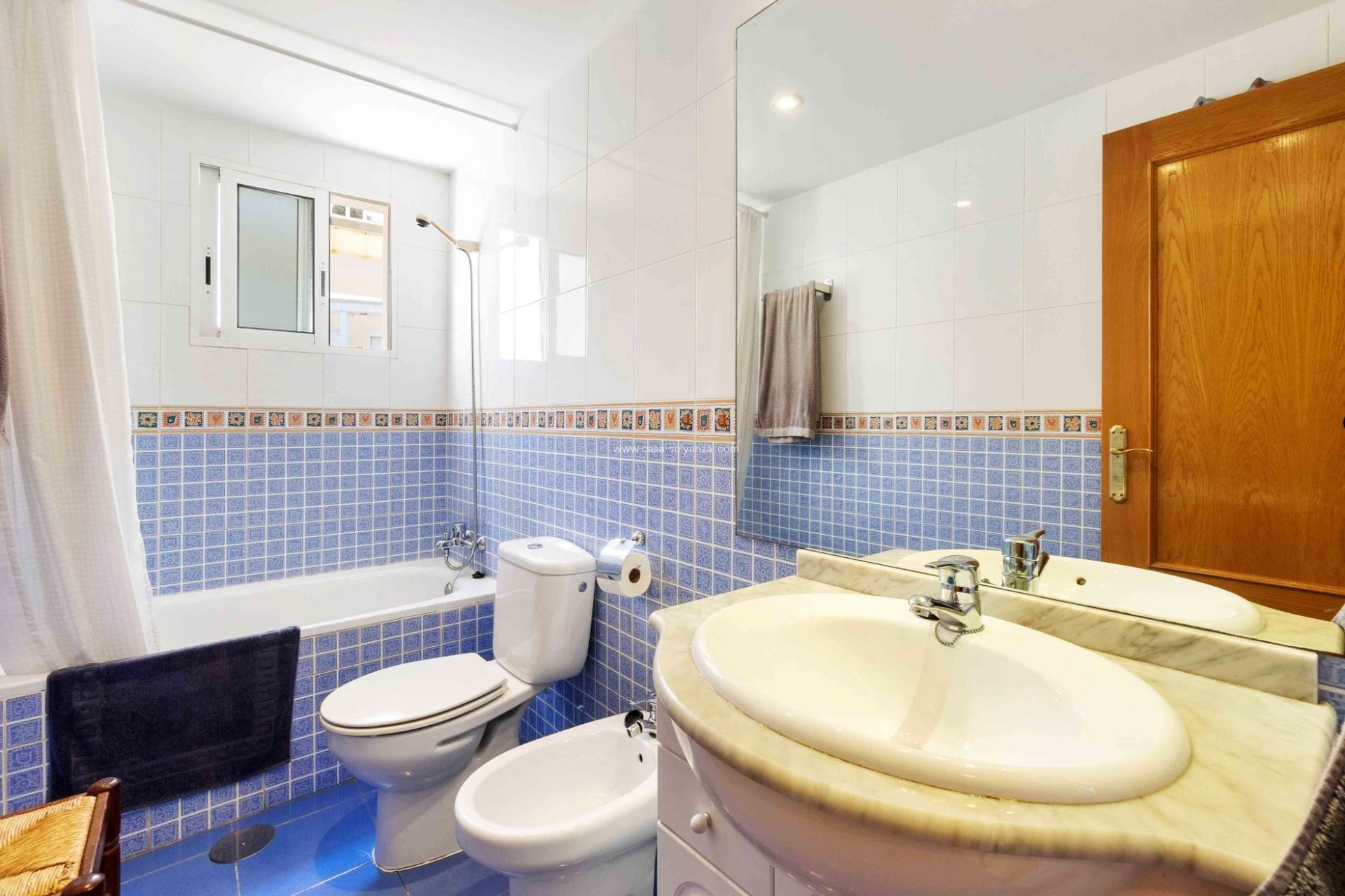 Resale - Apartment / flat - Dehesa de campoamor - Campoamor