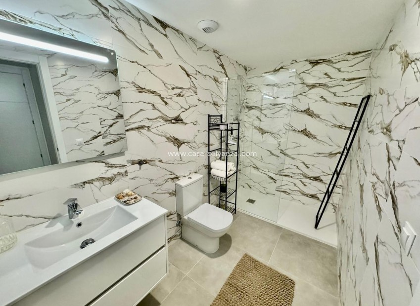 Resale - Apartment / flat - Dehesa De Campoamor - Costa Blanca