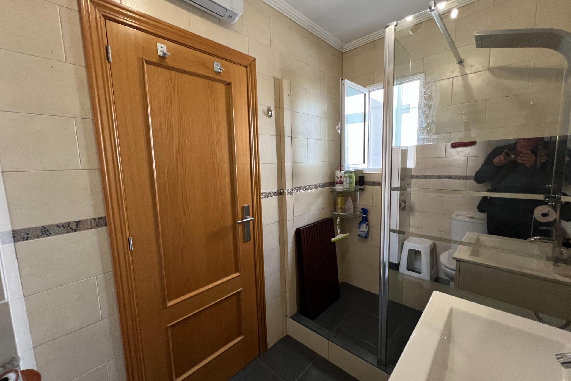 Resale - Apartment / flat - Dolores - Comunidad Valenciana