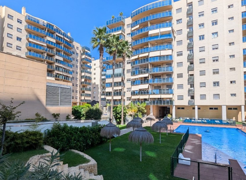 Resale - Apartment / flat - El Campello - Campello