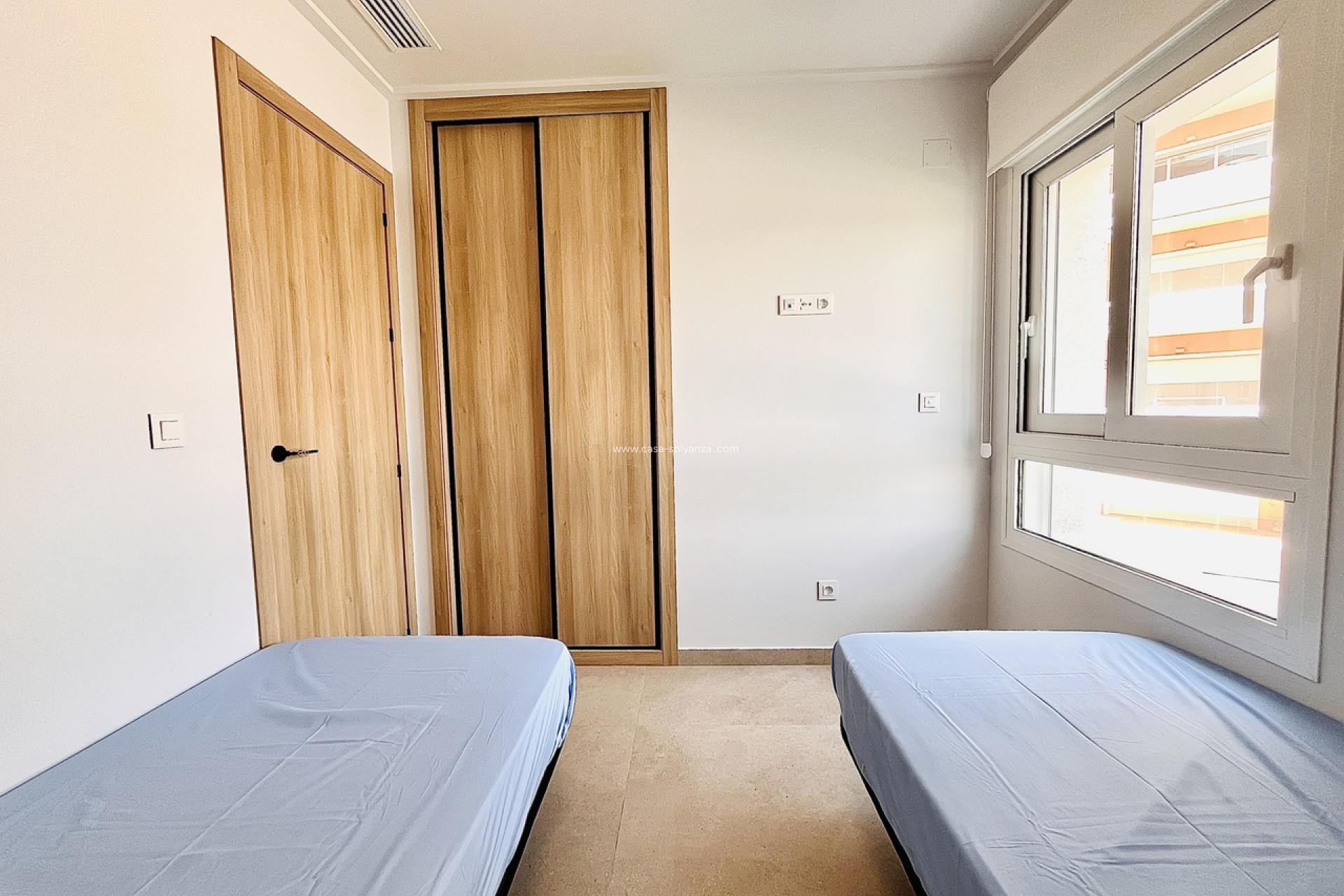 Resale - Apartment / flat - El Raso - Costa Blanca