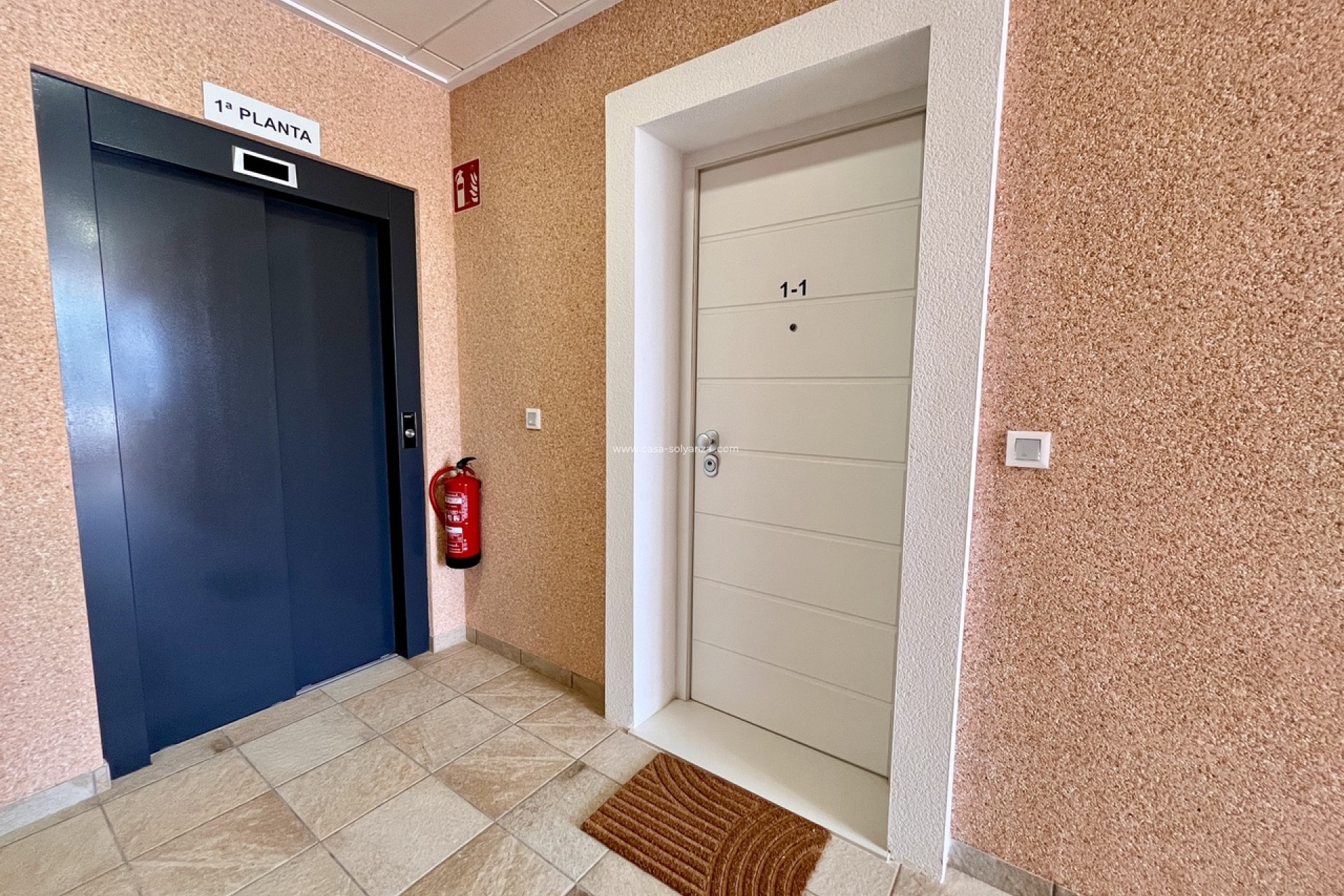 Resale - Apartment / flat - El Raso - Costa Blanca